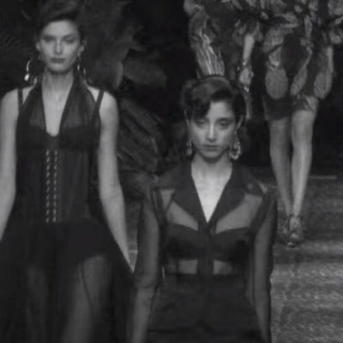 Vogue: Όλη η ιστορία πίσω από το Little Black Dress (vid)