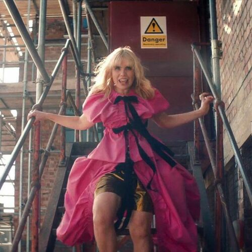 Η Paloma Faith μοιράστηκε το νέο της τραγούδι «Gold»