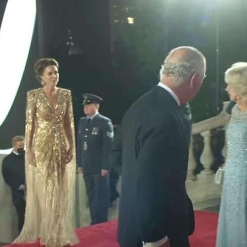 Κέιτ Μίντλετον: Ανάρπαστο το φόρεμα της στην ταινία του Bond
