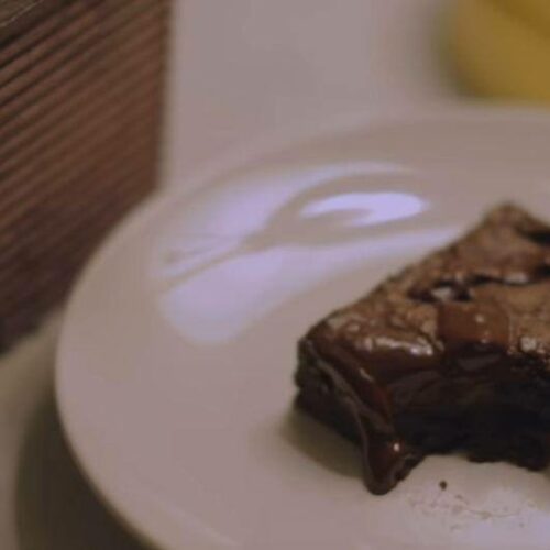 Συνταγές: Τα brownies των 100 ωρών