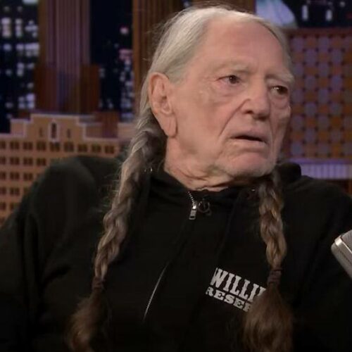 Ο Willie Nelson αποφάσισε να επαναφέρει μια αγαπημένη γιορτή των φανς της κάντρι μουσικής!