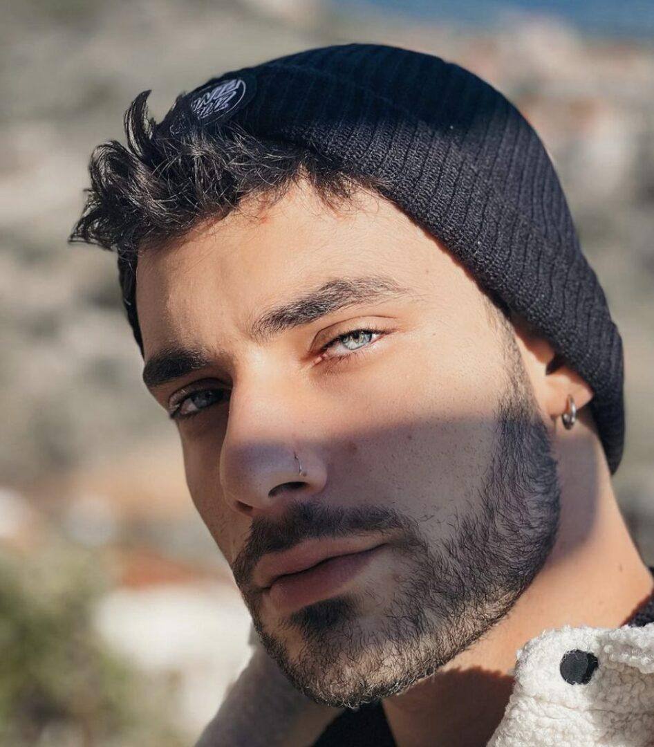 Ραφαήλ Καρυωτάκης Βιογραφικό,Instagram, το "βασίλειο" στο ΤikTok