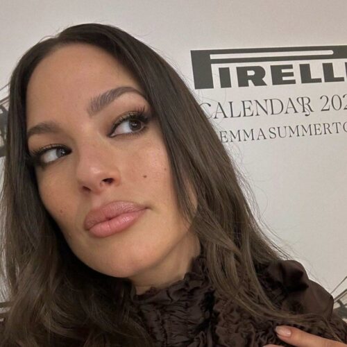 Gua Sha: Η τεχνική που λατρεύει η Ashley Graham