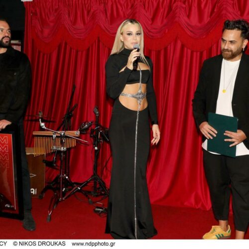Josephine: Απονομή Πλατινένιου Album
