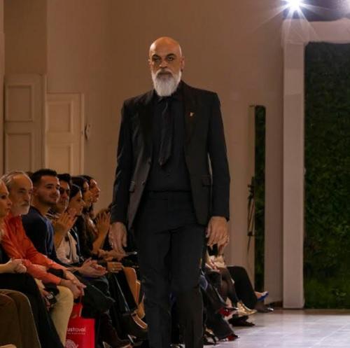 Δημήτρης Χαβρές: Στο show του Prince Erotokritos στο Bridal Fashion Week