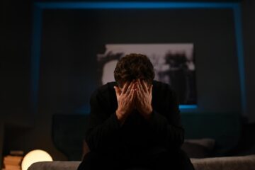 Ο Τιμωρός: Ο Αλέξης καταφεύγει πανικόβλητος στο Λεωνίδα