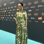 Eurovision: H Klavdia στο τιρκουάζ χαλί του διαγωνισμού