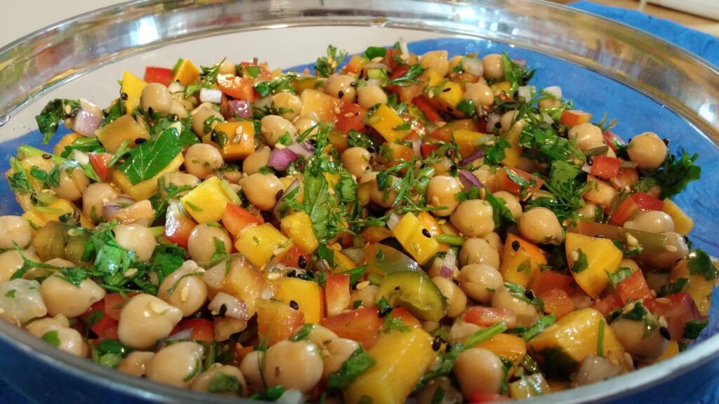 Vegan συνταγή: Ρεβίθιοα με λαχανικά και ινδινό κάρυ