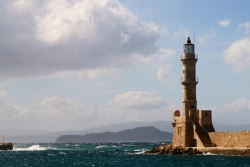 Χανιά: Γυμνοί ναύτες από το Βρετανικό αεροπλανοφόρο