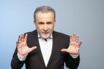 Λάκης Λαζόπουλος: Το Αλ Τσαντίρι Νιουζ επιστρέφει την Πέμπτη