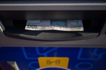 Χρεώσεις τραπεζών: Μηδενίζονται όλες οι χρεώσεις των τραπεζών μέσω ΔΙΑΣ