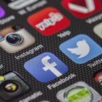 Ζώδια: Αυτοί οι τρεις σε κατασκοπεύουν στα social media
