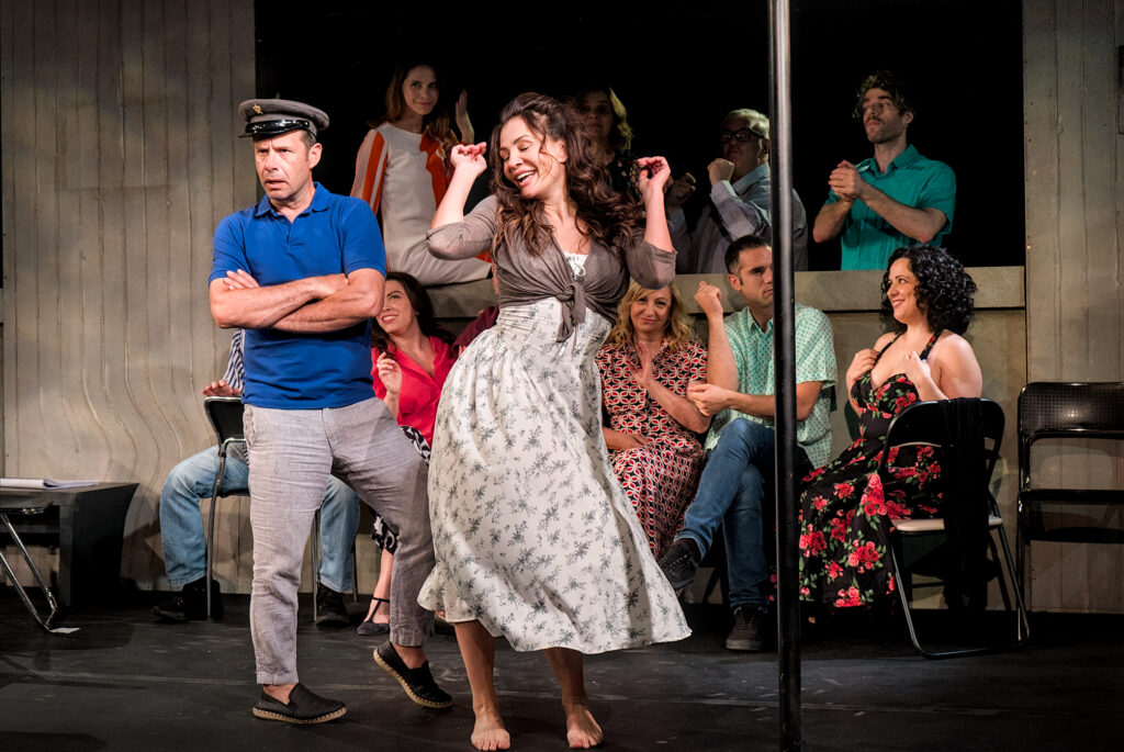 Embassy Theater: Η Κόμισσα της φάμπρικας με τη Δήμητρα Ματσούκα
